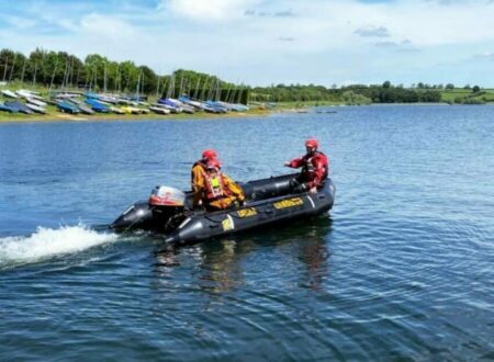 Water rescue boat