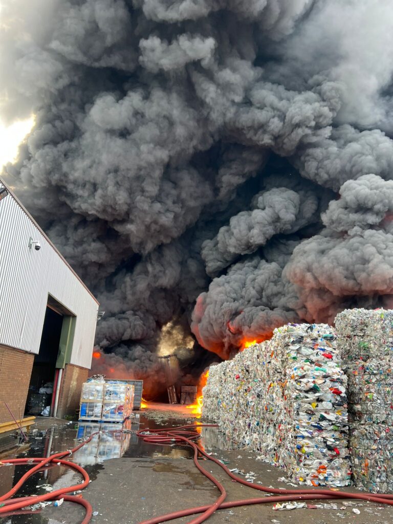 Large Fire at Sanders Lodge Industrial Estate Rushden